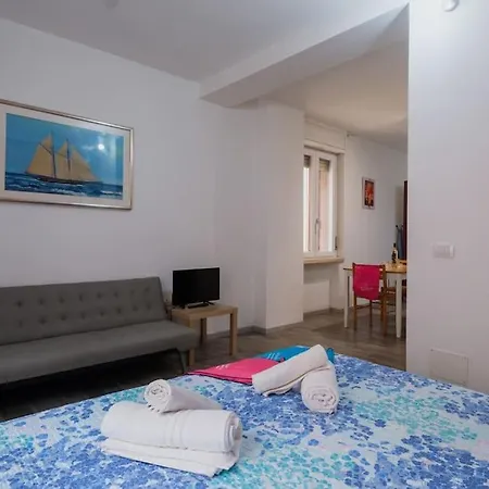 Centrale E Comodo A Apartment